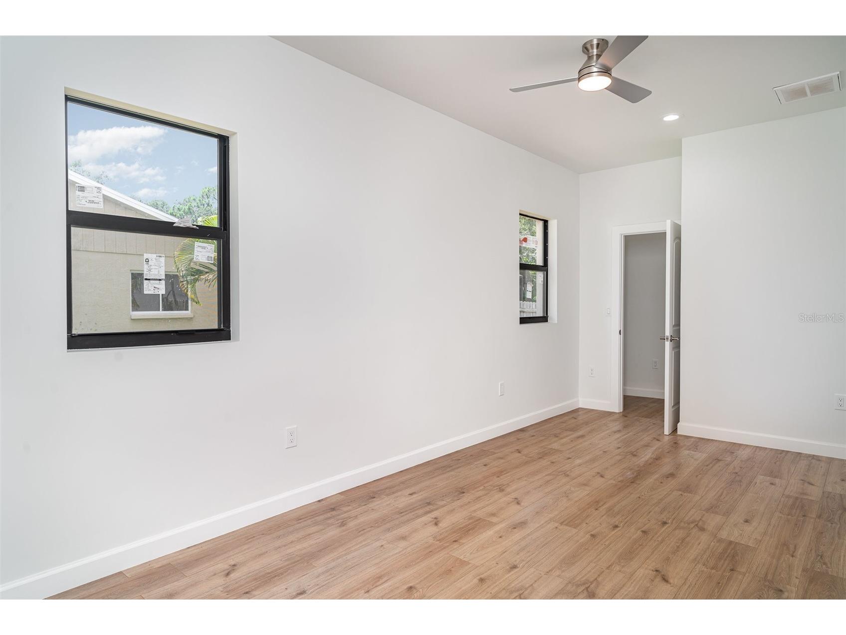 2141 Cork Oak Street Sarasota FL 34232 A4680749 image20