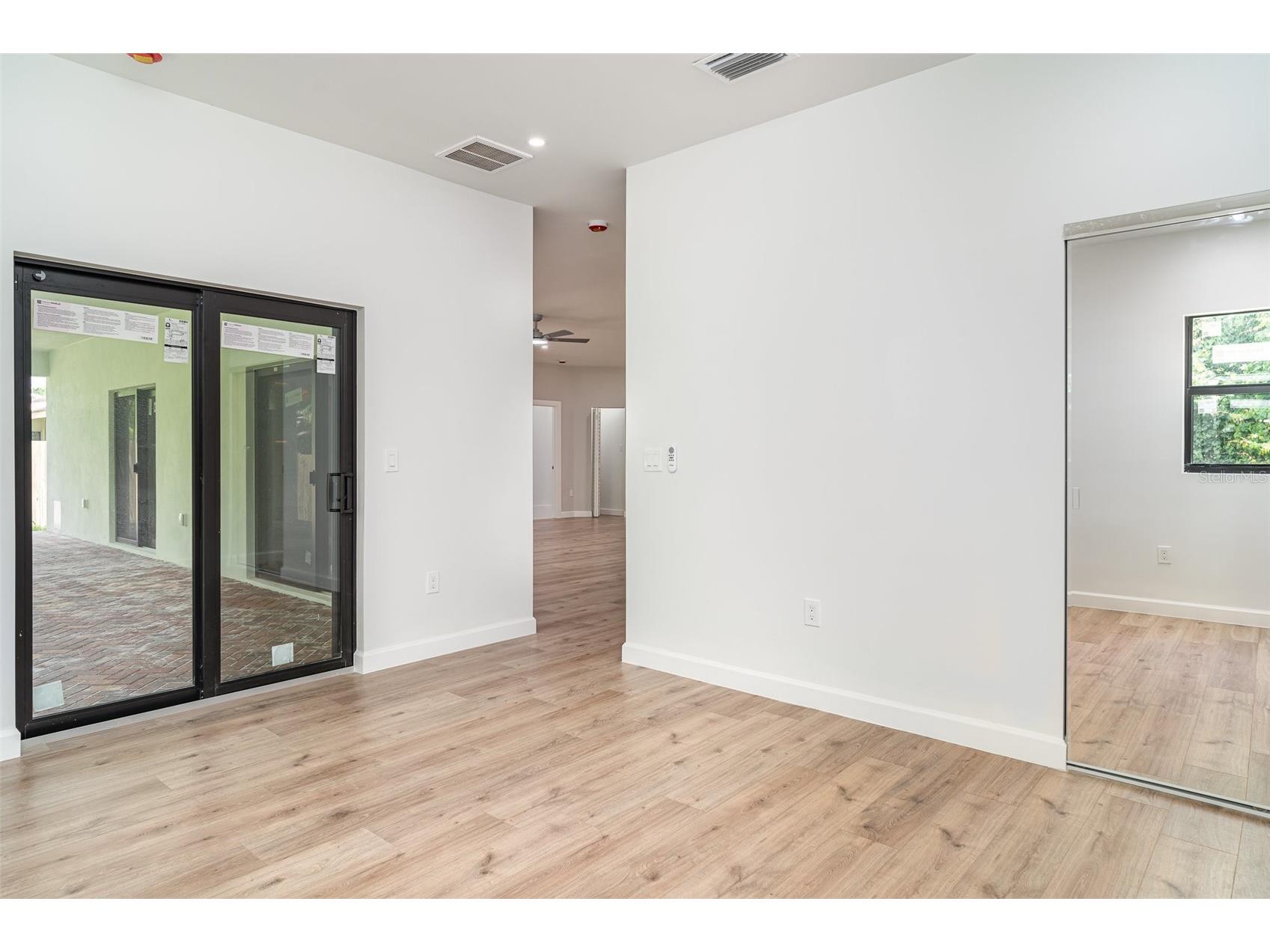 2141 Cork Oak Street Sarasota FL 34232 A4680749 image24