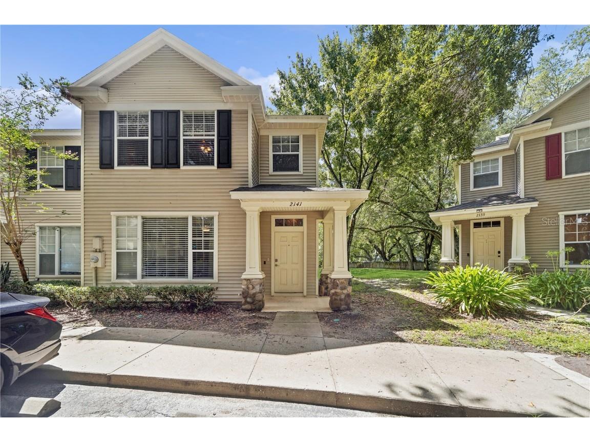 2141 Golden Oak Lane Valrico FL 33594 U8249512 image1