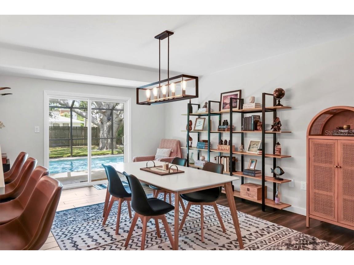 2141 Hyde Park Street Sarasota FL 34239 A4655596 image15