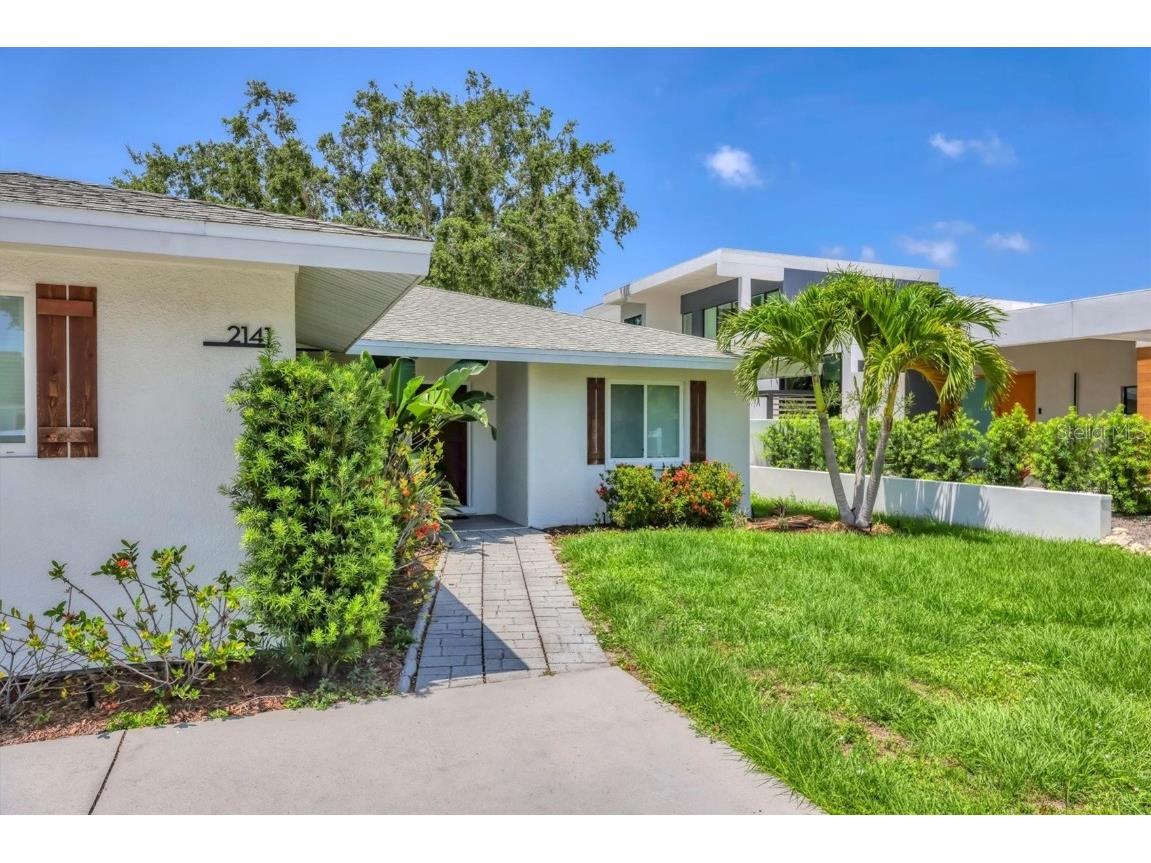 2141 Hyde Park Street Sarasota FL 34239 A4655596 image3