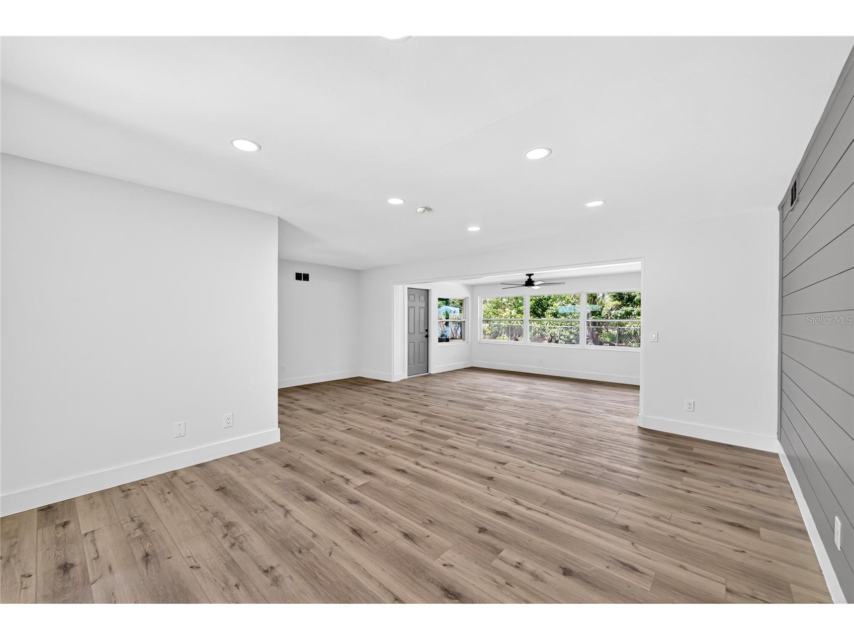 2141 Indian Avenue S Belleair Bluffs FL 33770 TB8497783 image4