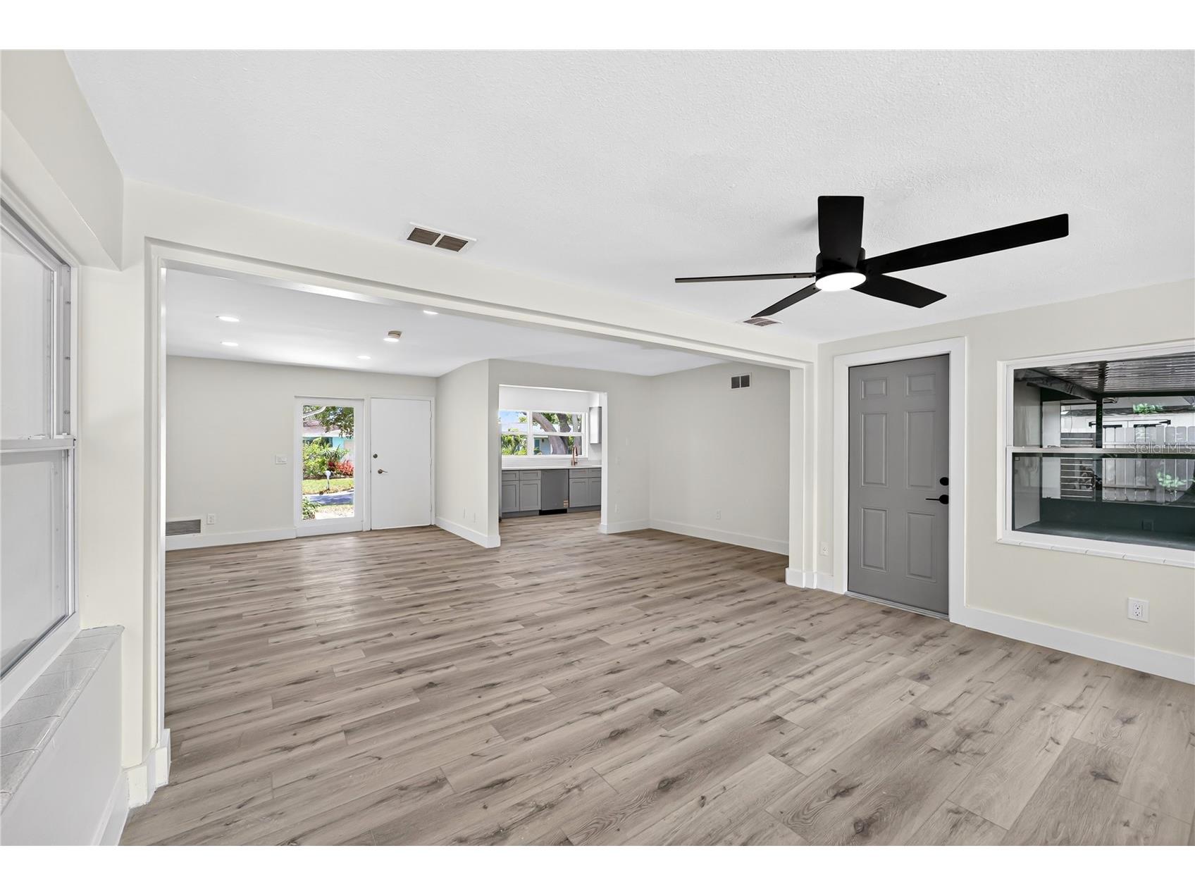 2141 Indian Avenue S Belleair Bluffs FL 33770 TB8497783 image6