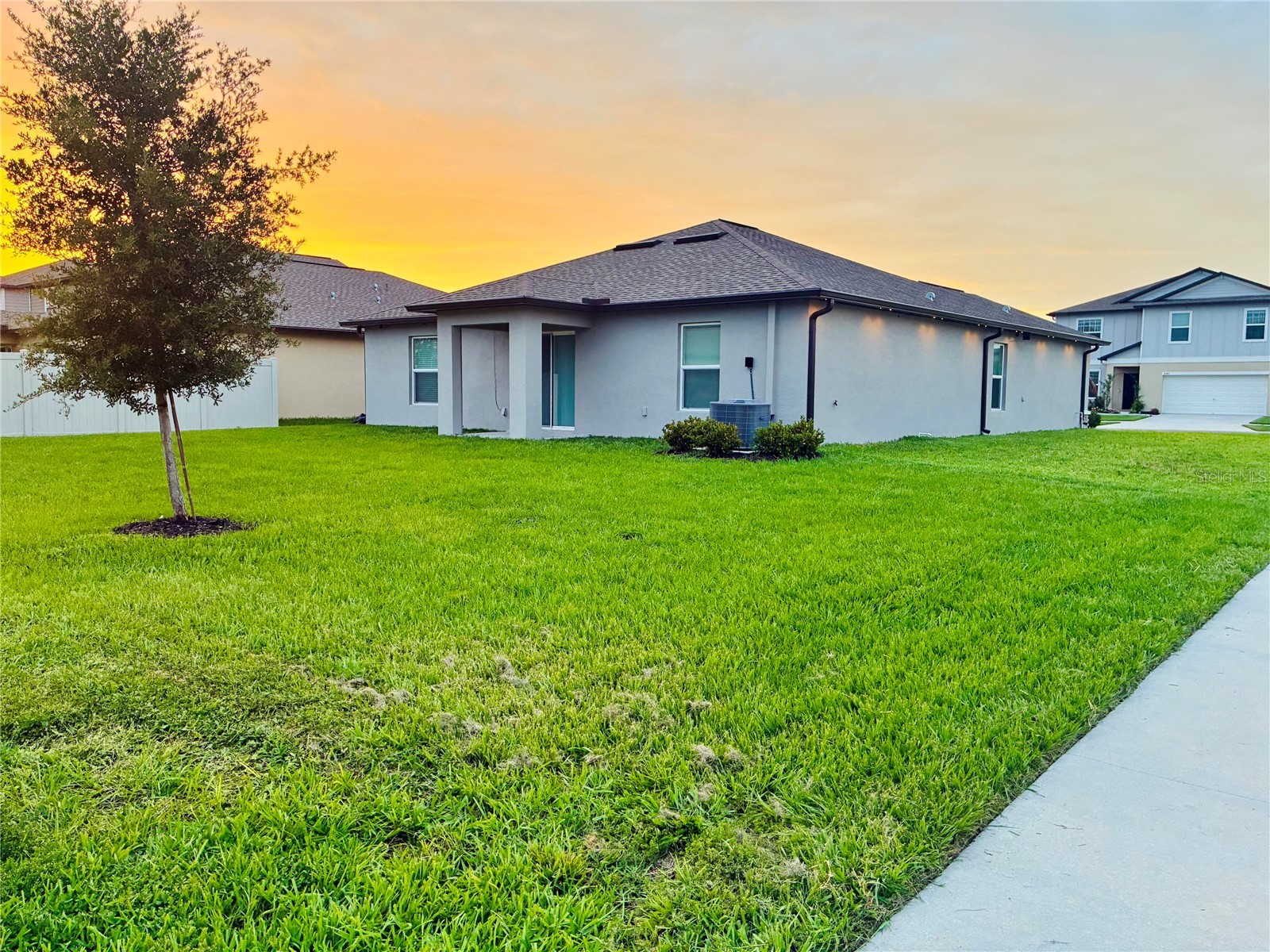 2141 Lanier Road Zephyrhills FL 33541 O6413718 image16