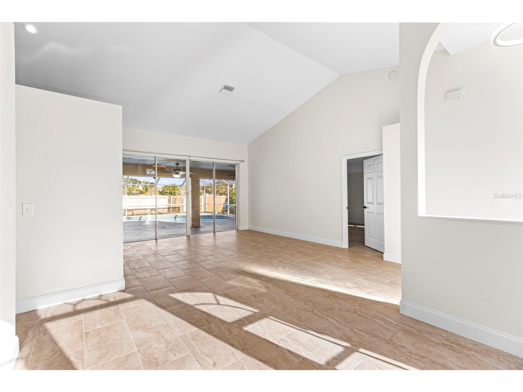 2141 SW Bayshore Boulevard Port Saint Lucie FL 34984 K4903428 image8