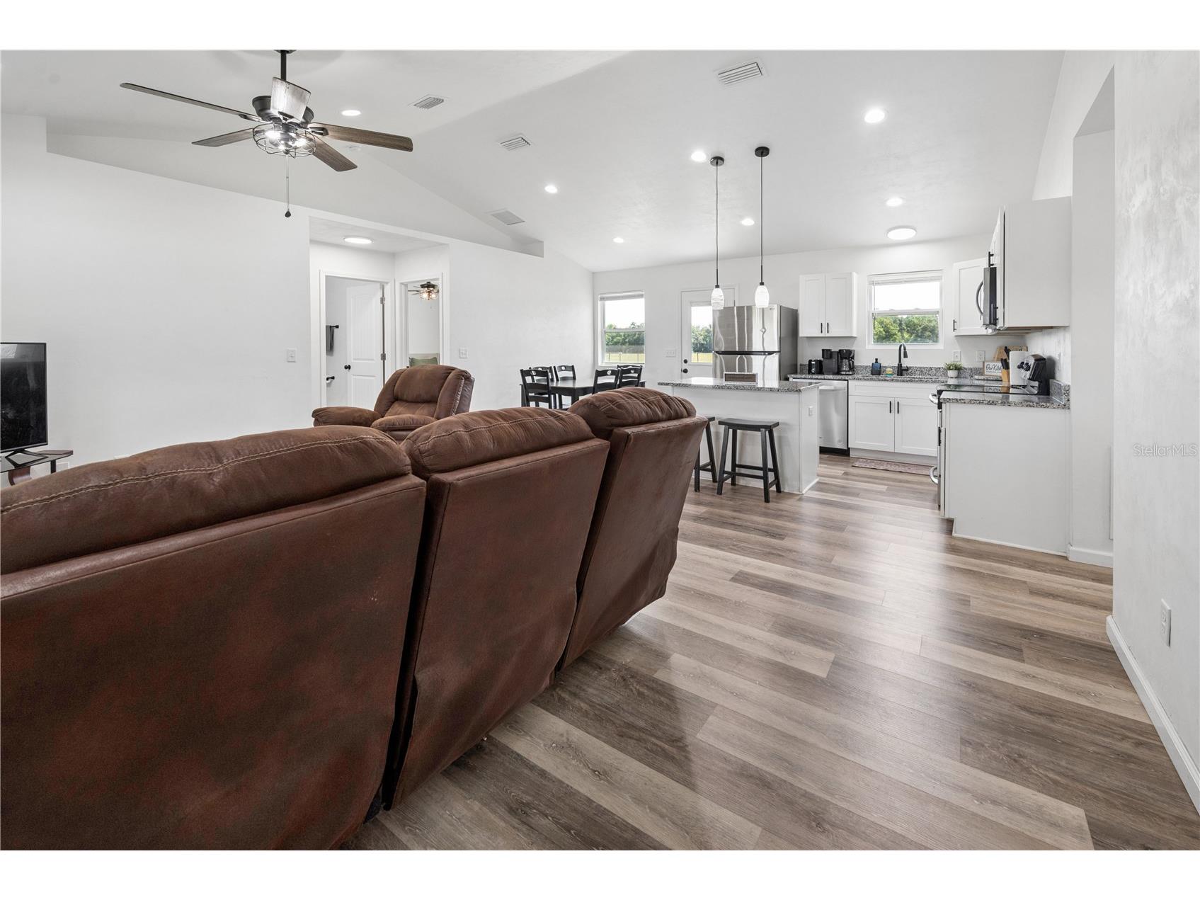 21411 NW 209th Terrace High Springs FL 32643 GC541747 image5
