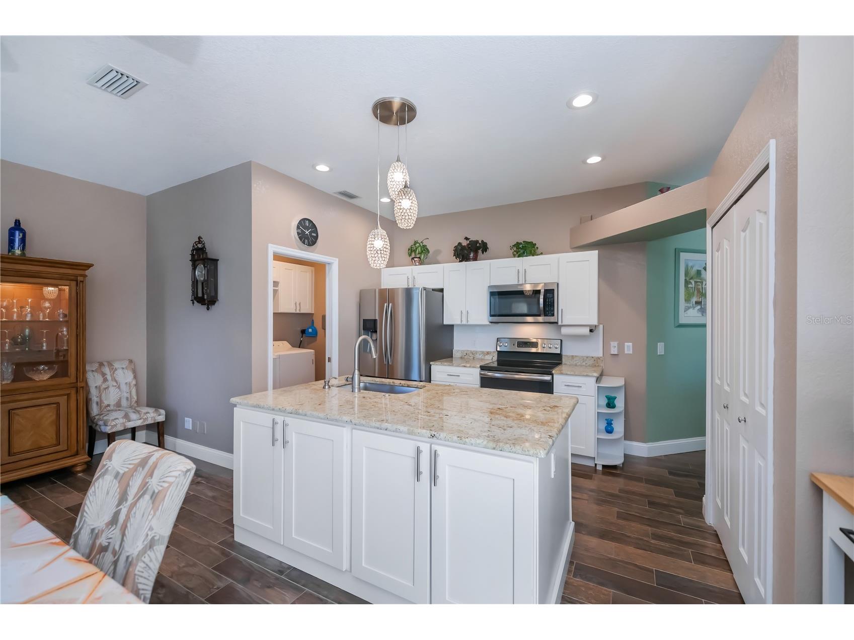 2142 S Chamberlain Blvd North Port FL 34286 C7515434 image13