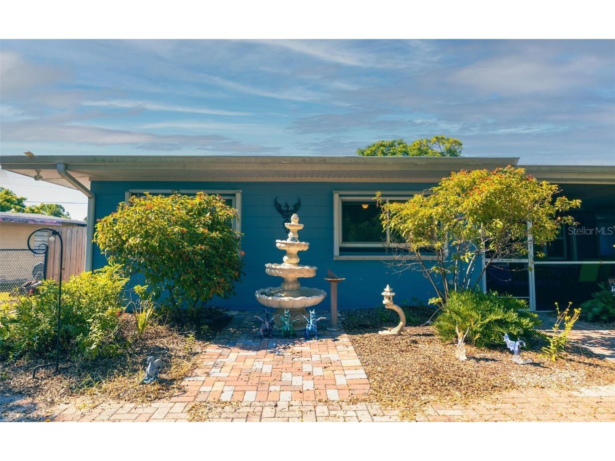 2142 Sunrise Boulevard Fort Myers FL 33907 A4627426 image1