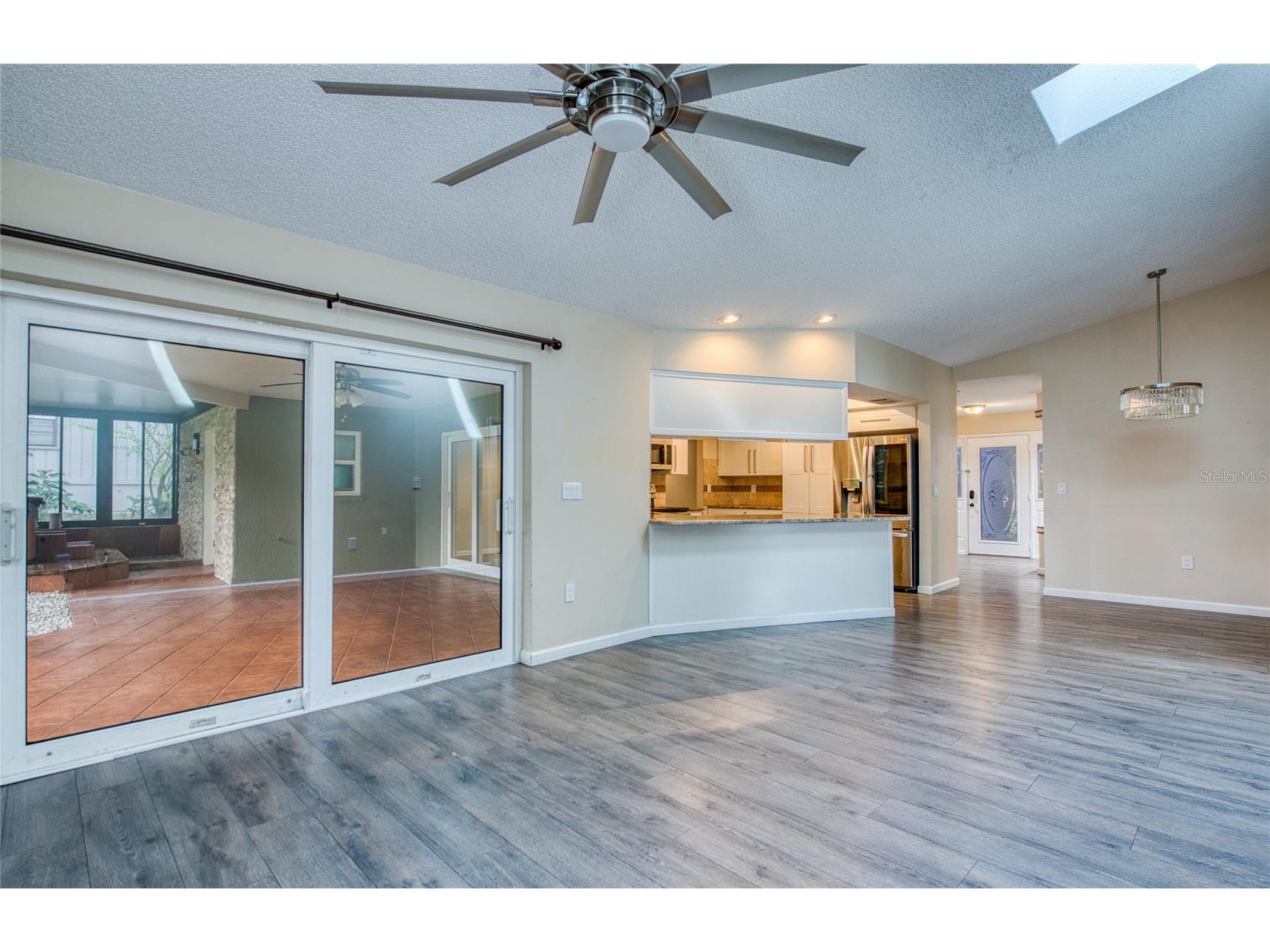 2143 Salisbury Court Palm Harbor FL 34683 W7885678 image10