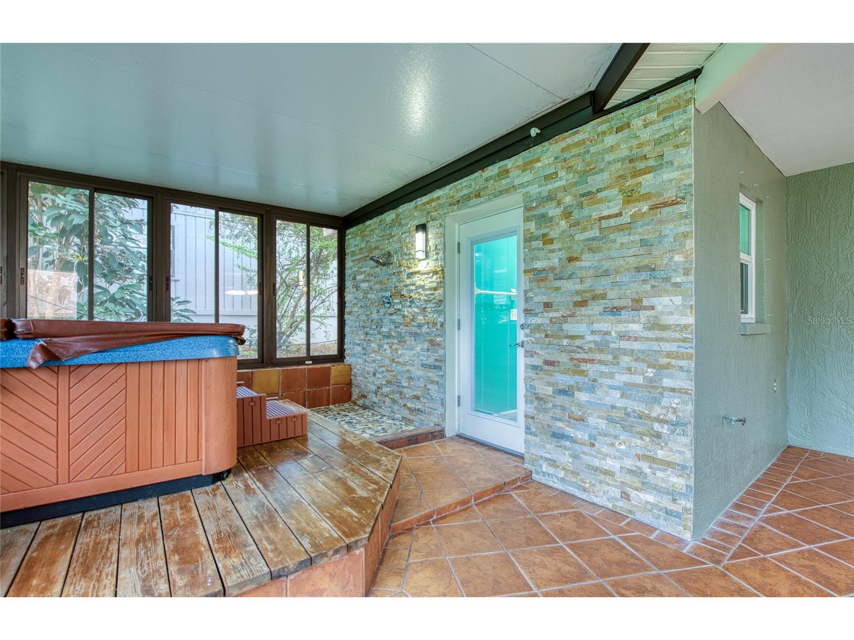 2143 Salisbury Court Palm Harbor FL 34683 W7885678 image30