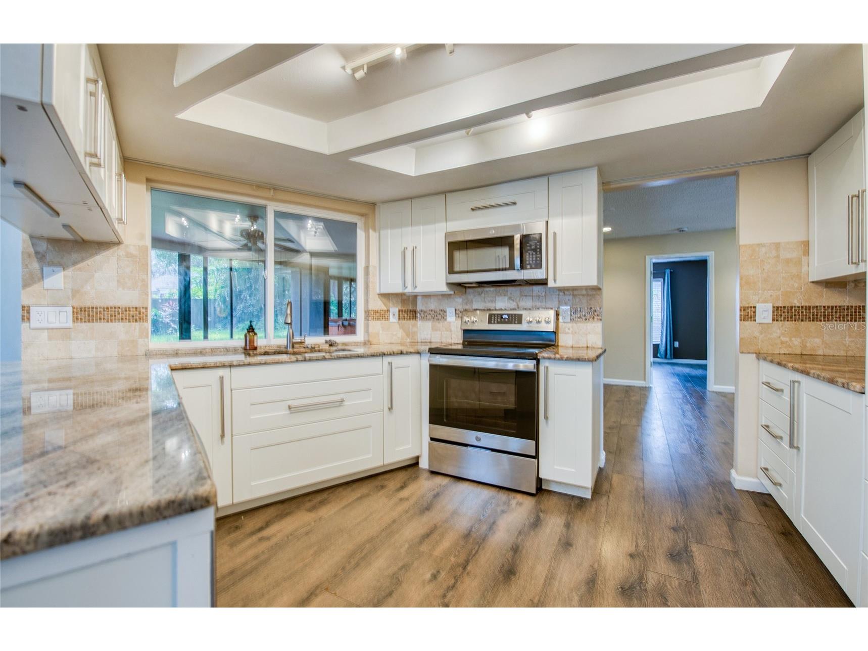 2143 Salisbury Court Palm Harbor FL 34683 W7885678 image7