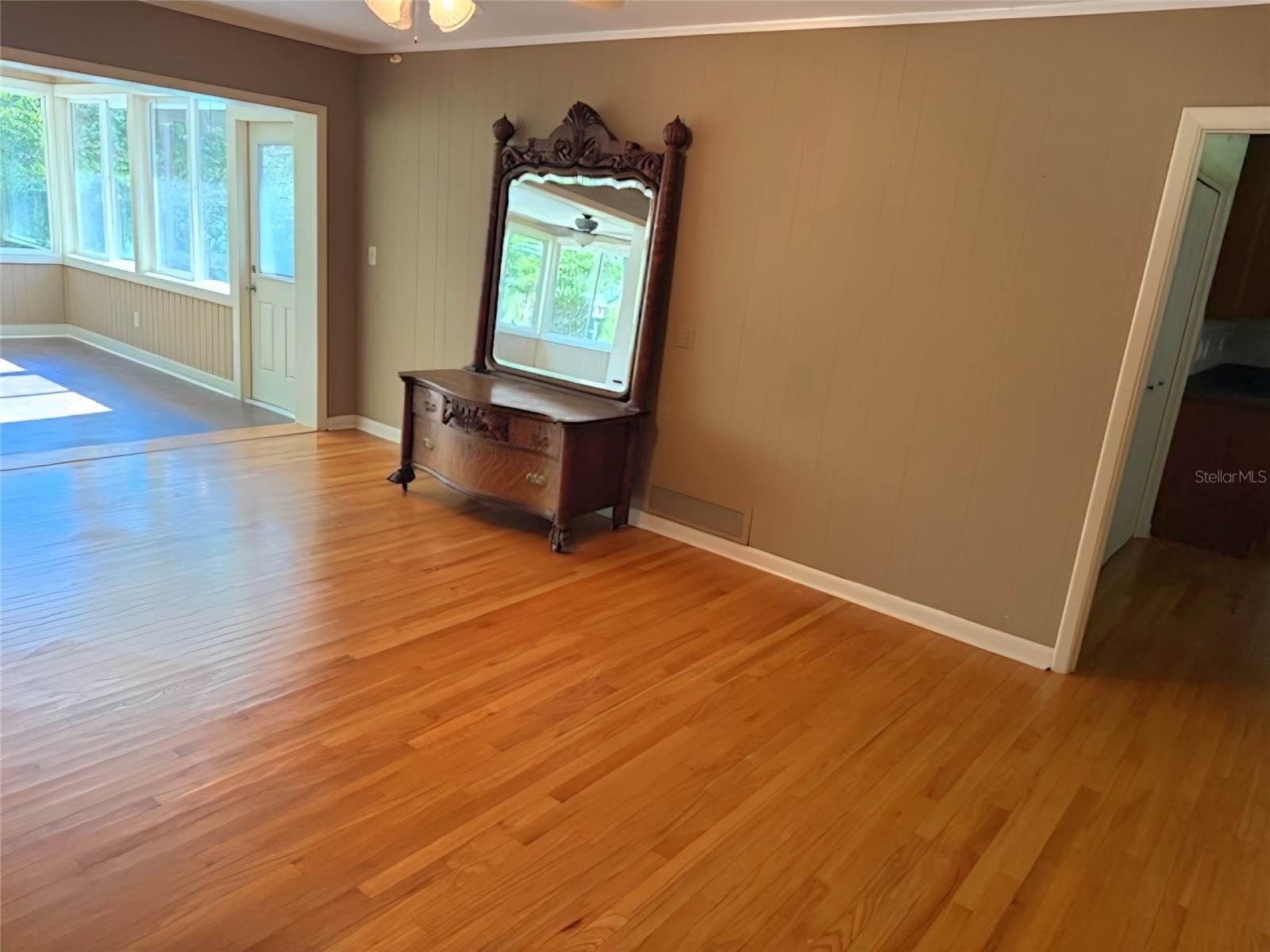2143 SE 3rd Street Ocala FL 34471 OM728018 image3