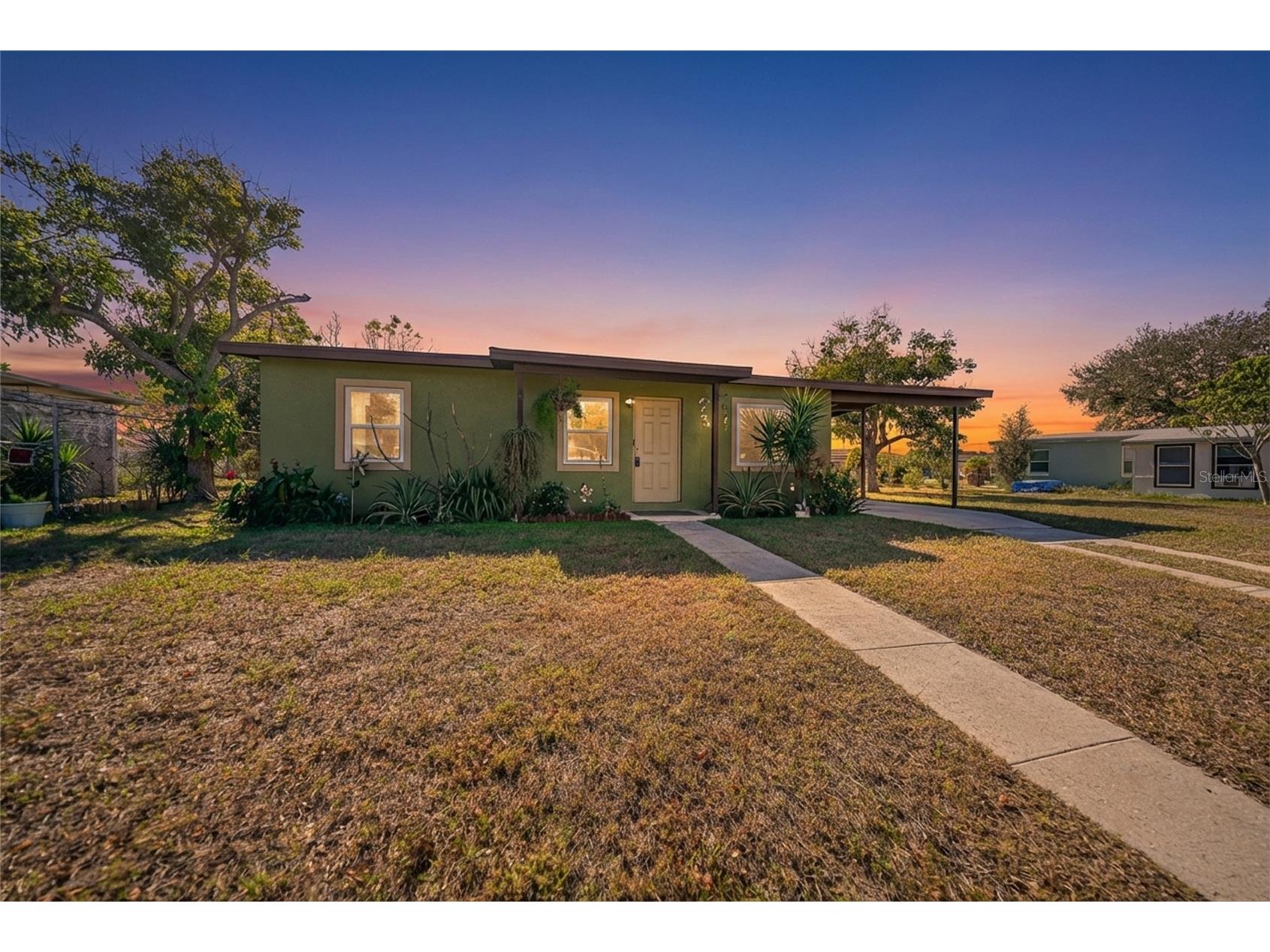 21431 Kenyon Avenue Port Charlotte FL 33952 D6145701 image1