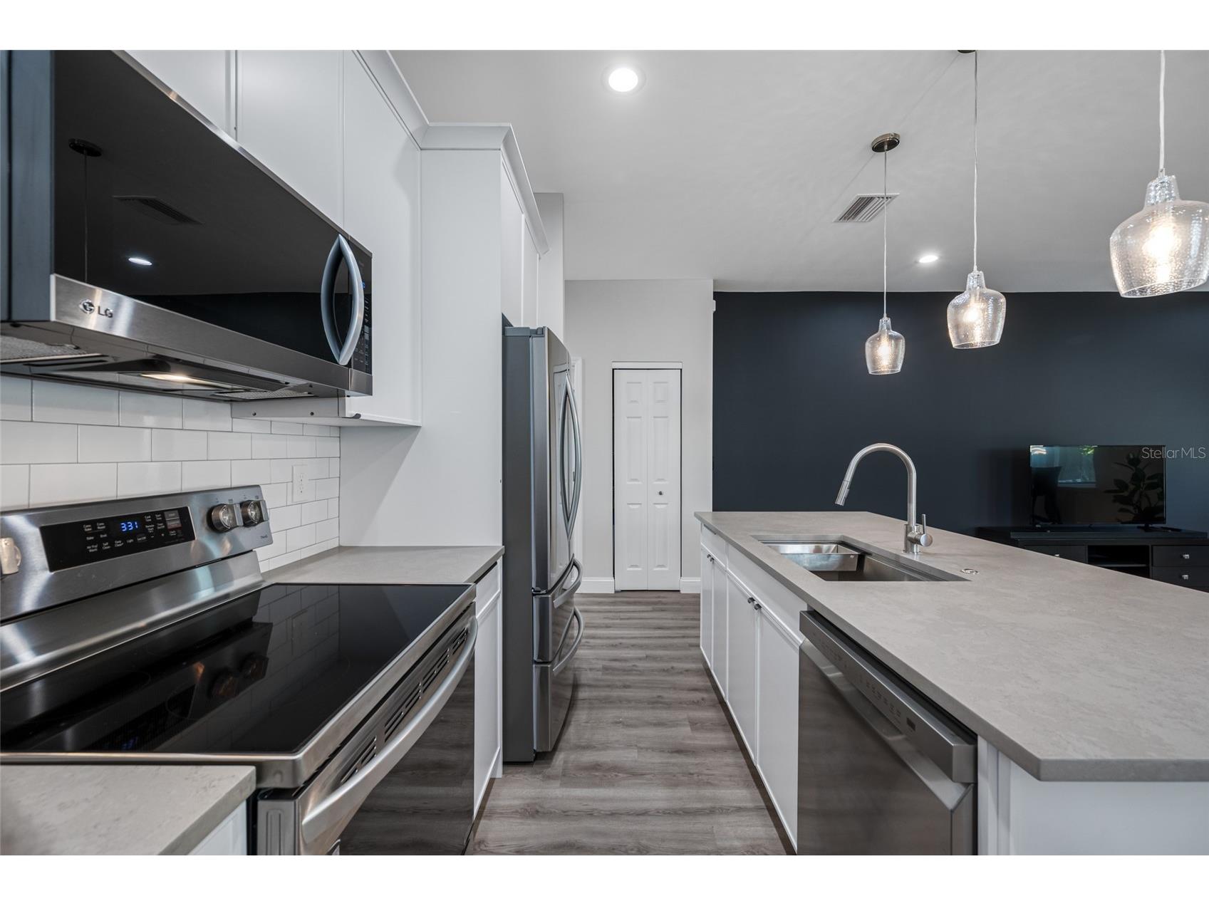 2144 43rd Terrace N Saint Petersburg FL 33714 TB8475335 image12
