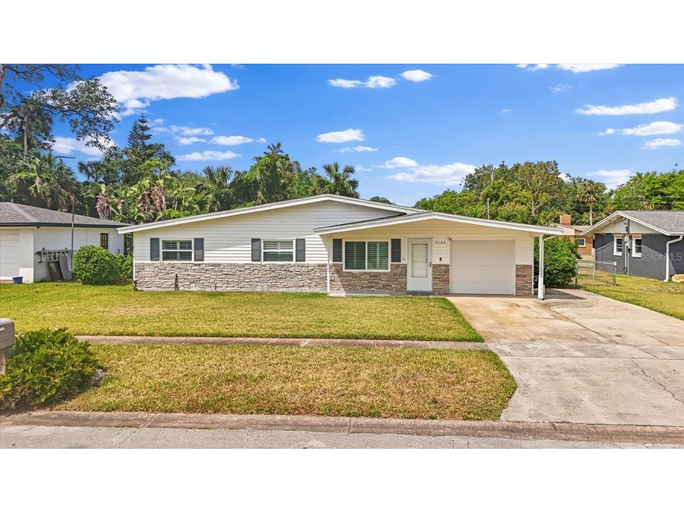 2144 Brian Avenue South Daytona FL 32119 V4942349 image1