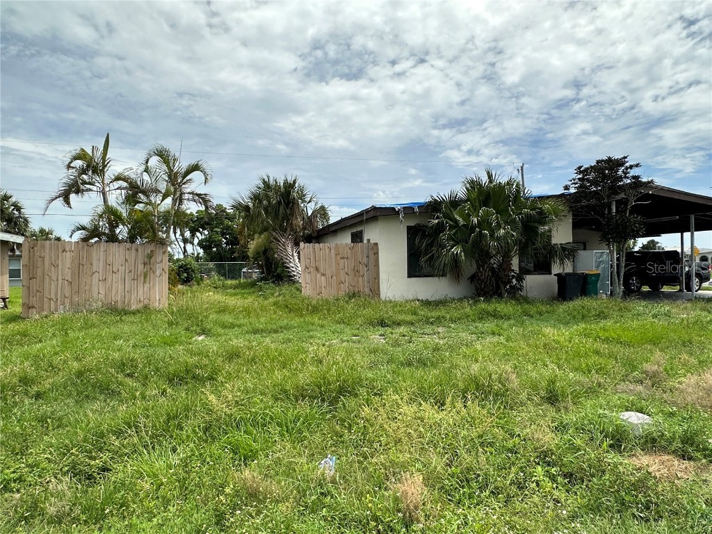 2144 Harbor Boulevard Port Charlotte FL 33952 C7477611 image1