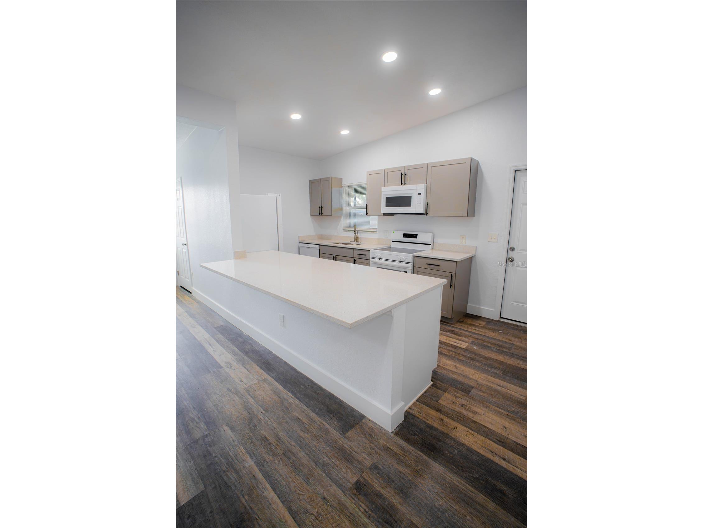 2144 Harbor Boulevard Port Charlotte FL 33952 A4689219 image5