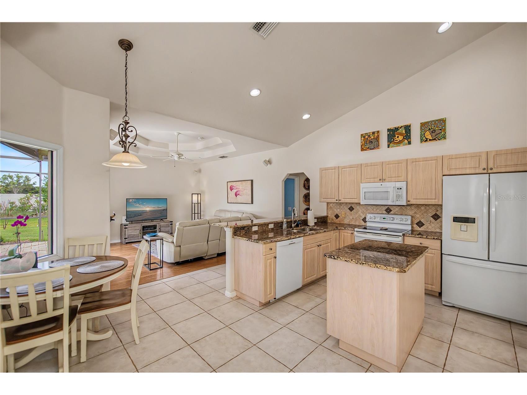 2145 Date Palm Way Venice FL 34292 N6144445 image10