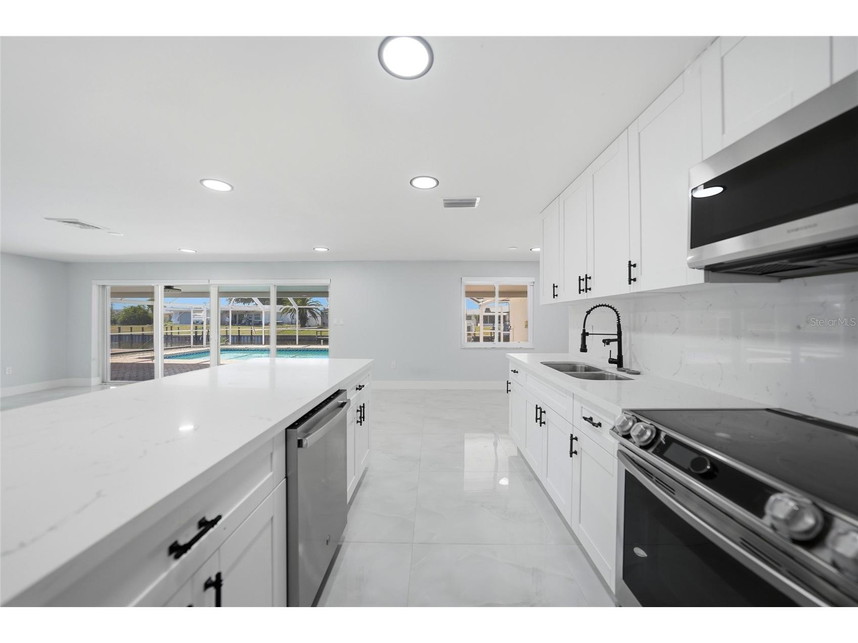 21452 Higgs Drive Port Charlotte FL 33952 D6147196 image13
