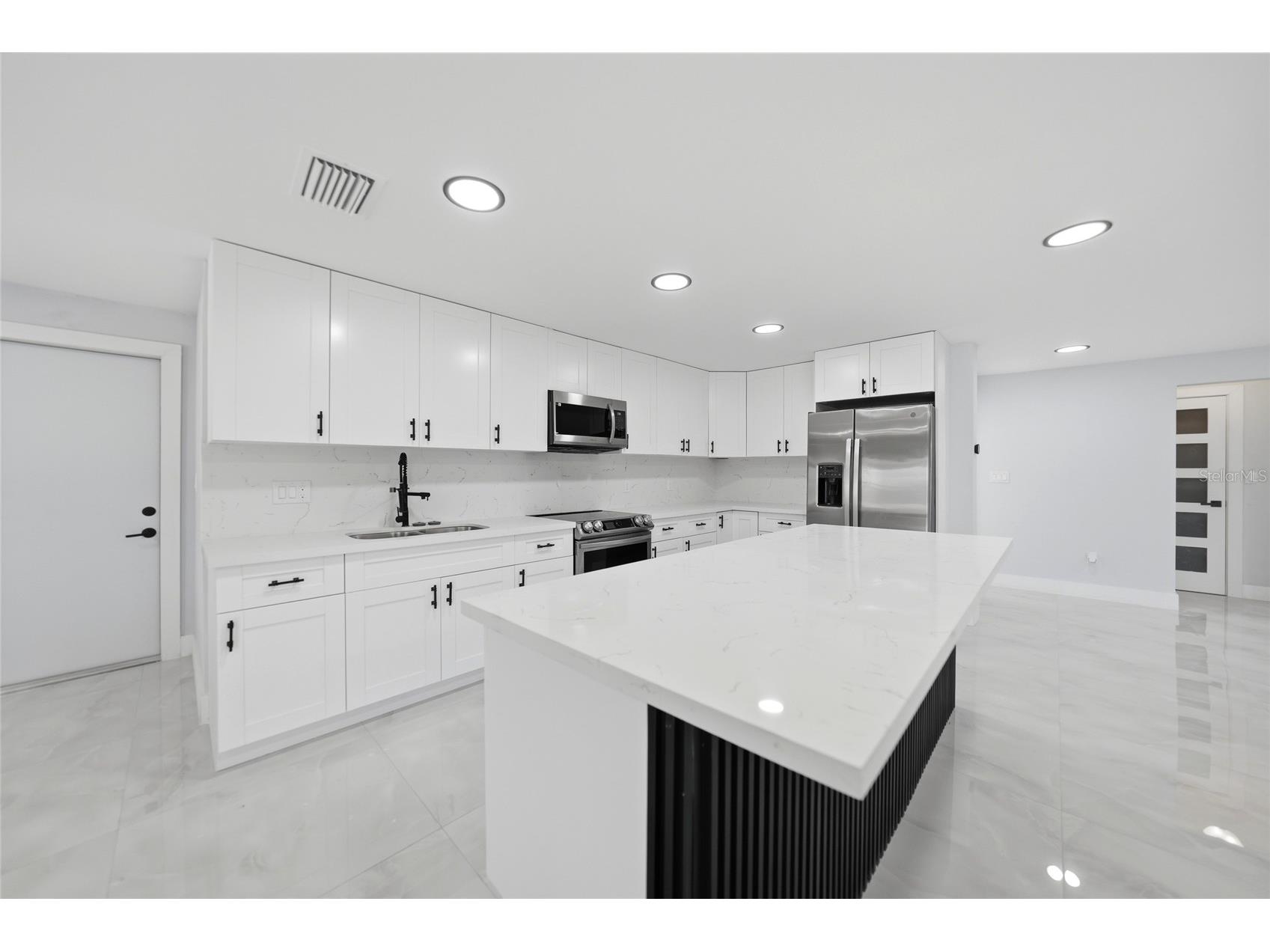 21452 Higgs Drive Port Charlotte FL 33952 D6147196 image17