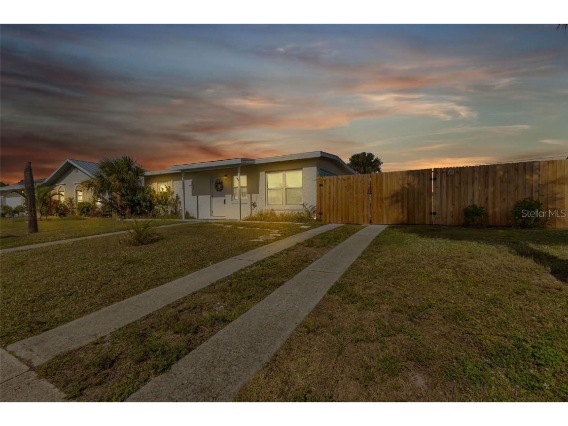 21456 Holdern Avenue Port Charlotte FL 33952 C7484752 image1