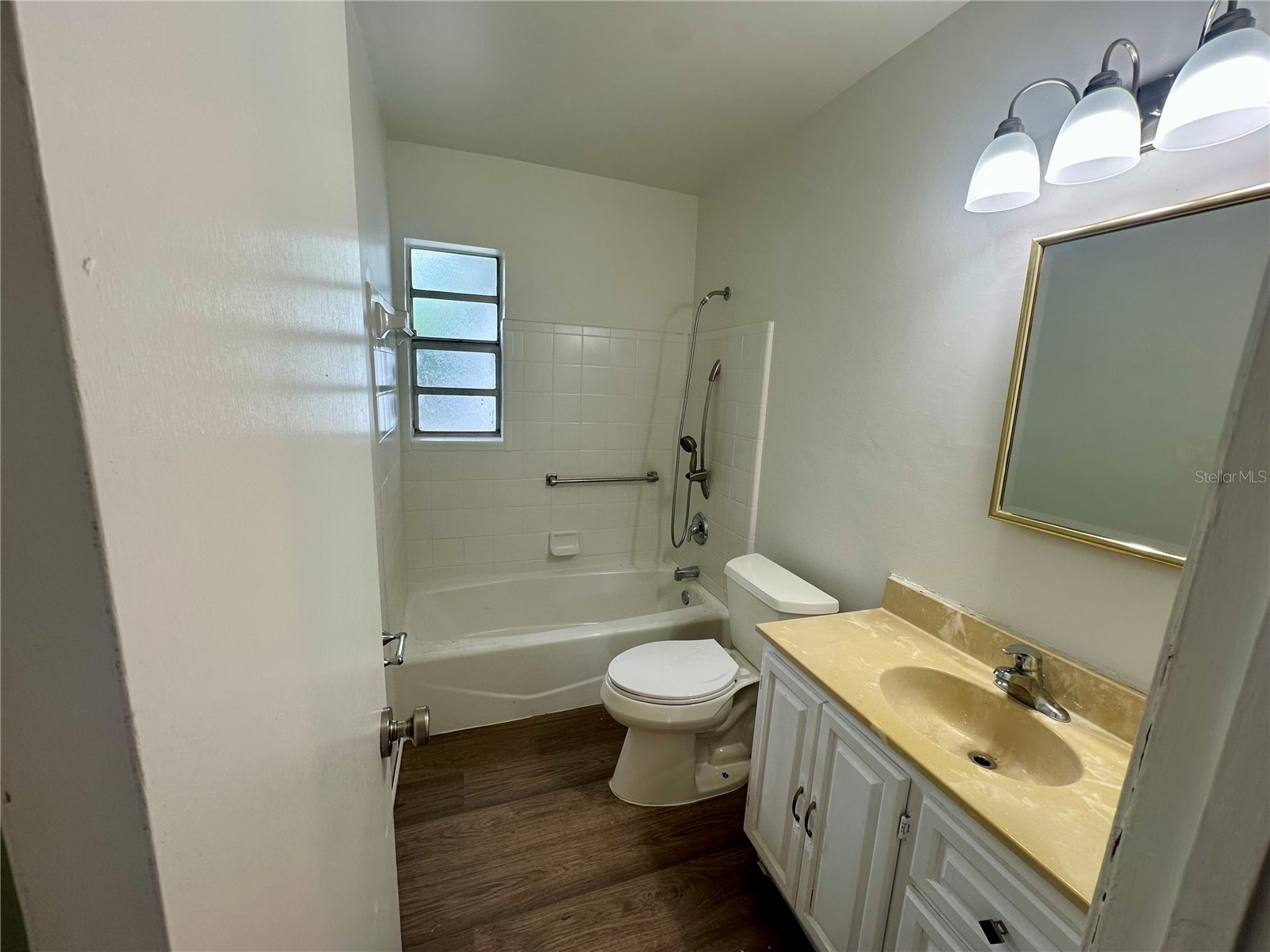 2146 Aaron Avenue Orlando FL 32811 O6408769 image8