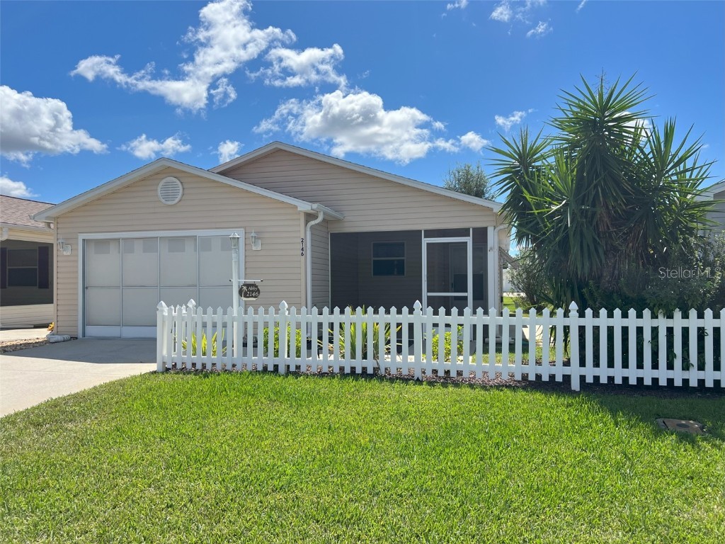 2146 Estevez Drive Lady Lake FL 32159 T3483451 image1