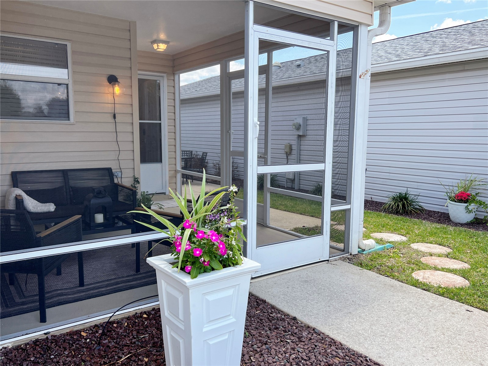 2146 Estevez Drive The Villages FL 32159 G5111830 image3