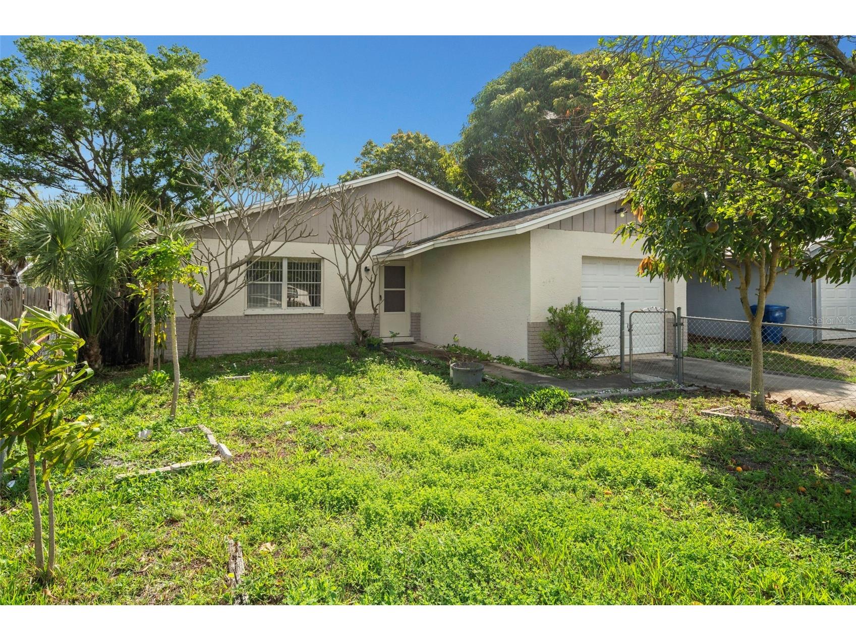 2147 Coral Way Largo FL 33771 TB8485336 image1
