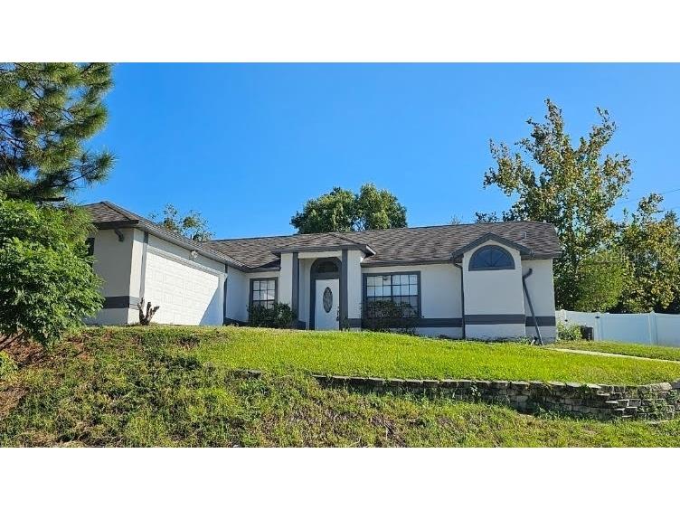 2147 E Hyde Drive Deltona FL 32738 O6154558 image1