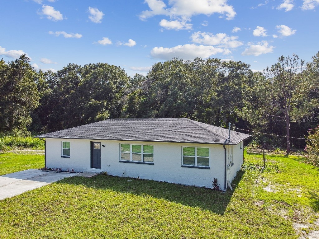 2147 Engessor Road Zephyrhills FL 33540 T3550660 image1