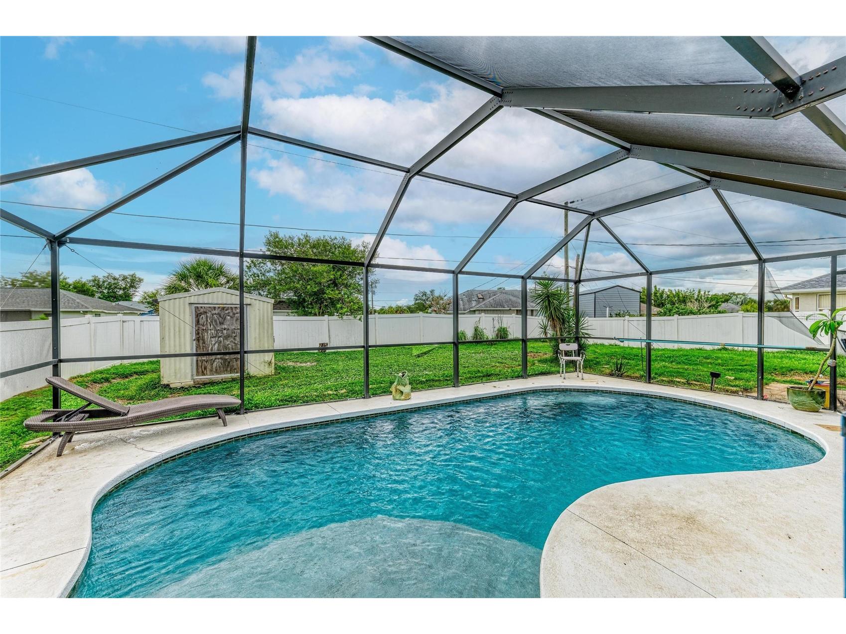 2147 Floribanna Street North Port FL 34287 A4699347 image15