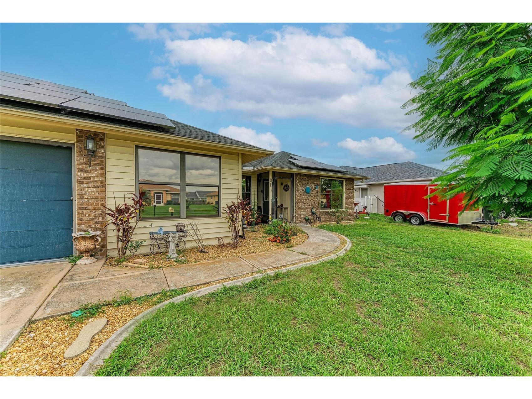 2147 Floribanna Street North Port FL 34287 A4699347 image2