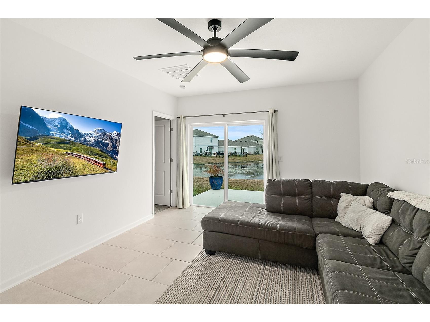 2147 Green Valley Street Daytona Beach FL 32124 V4947398 image7