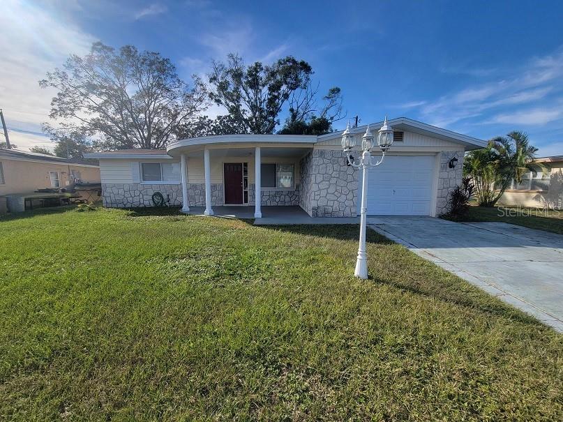 2147 Lyra Drive Holiday FL 34690 W7860091 image1