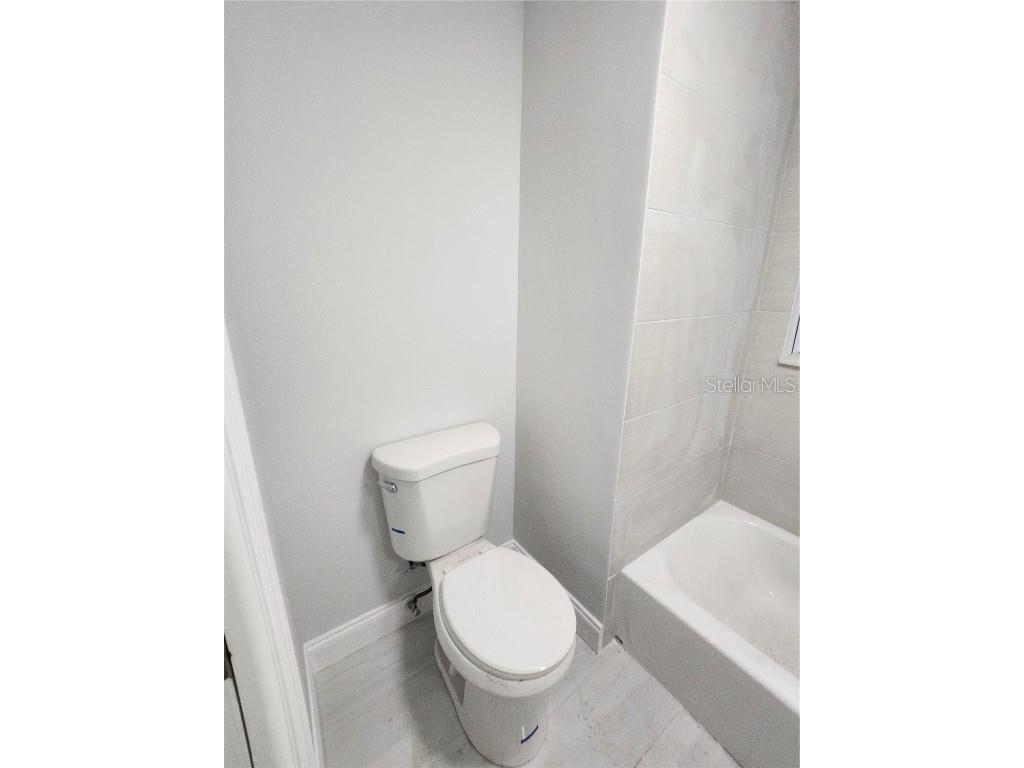 2147 NW 1st Street Ocala FL 34475 OM701768 image19