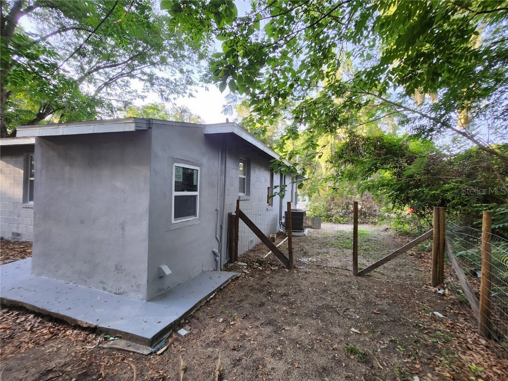 2147 NW 1st Street Ocala FL 34475 OM701768 image6