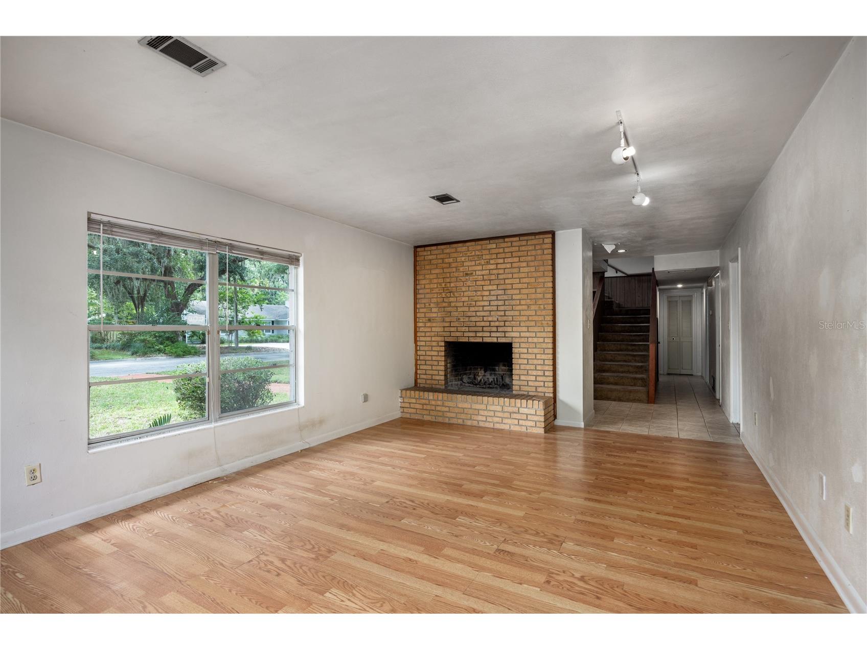 2147 NW 7th Place Gainesville FL 32603 GC531675 image10