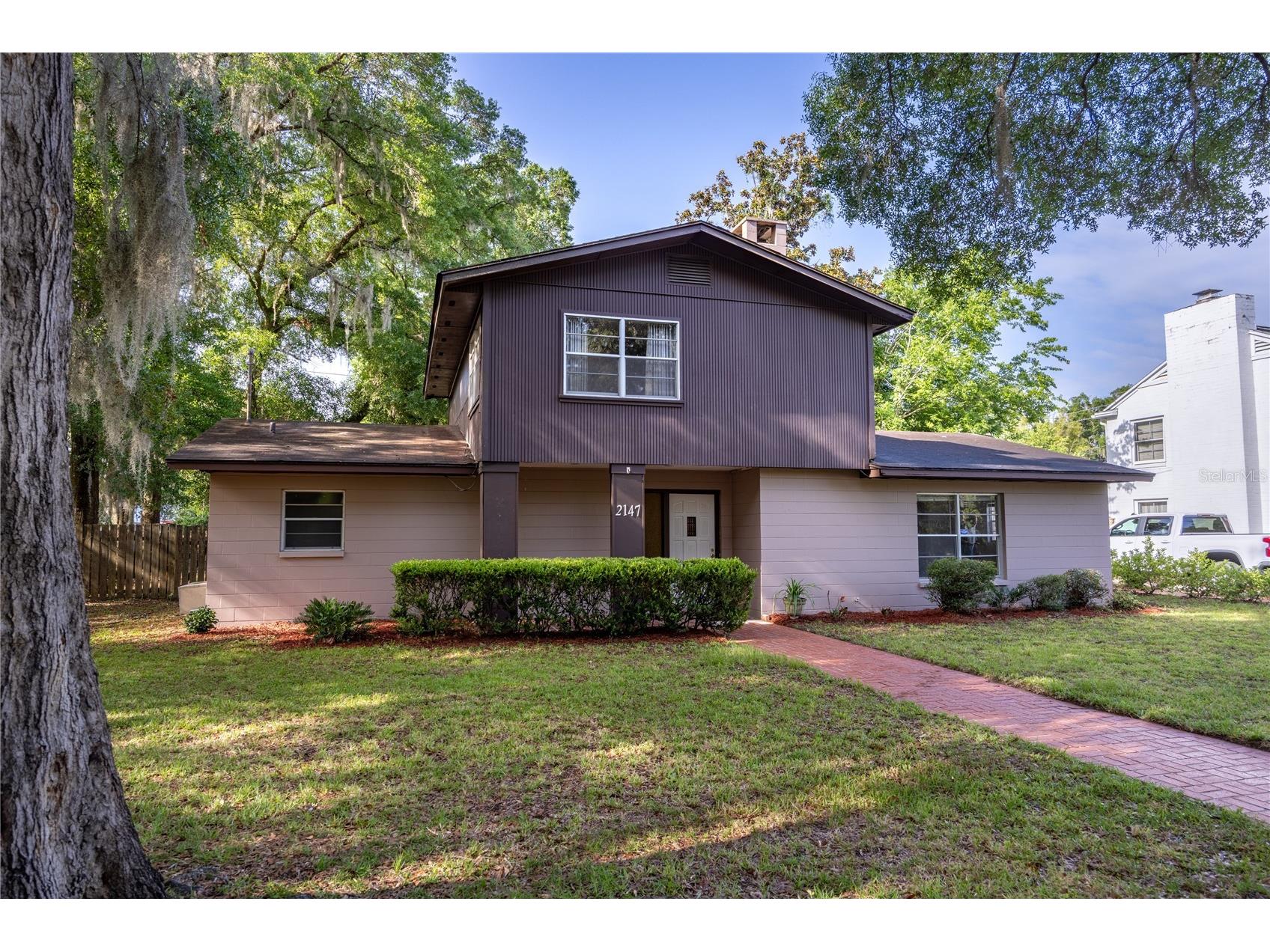 2147 NW 7th Place Gainesville FL 32603 GC531675 image3