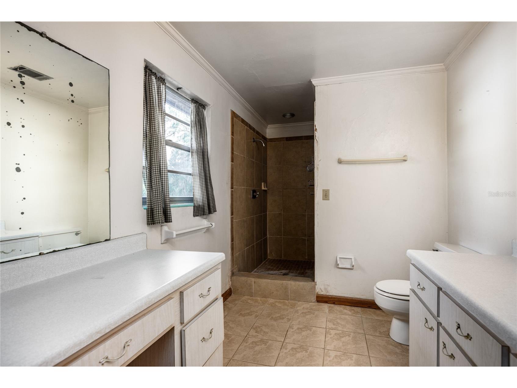 2147 NW 7th Place Gainesville FL 32603 GC531675 image33