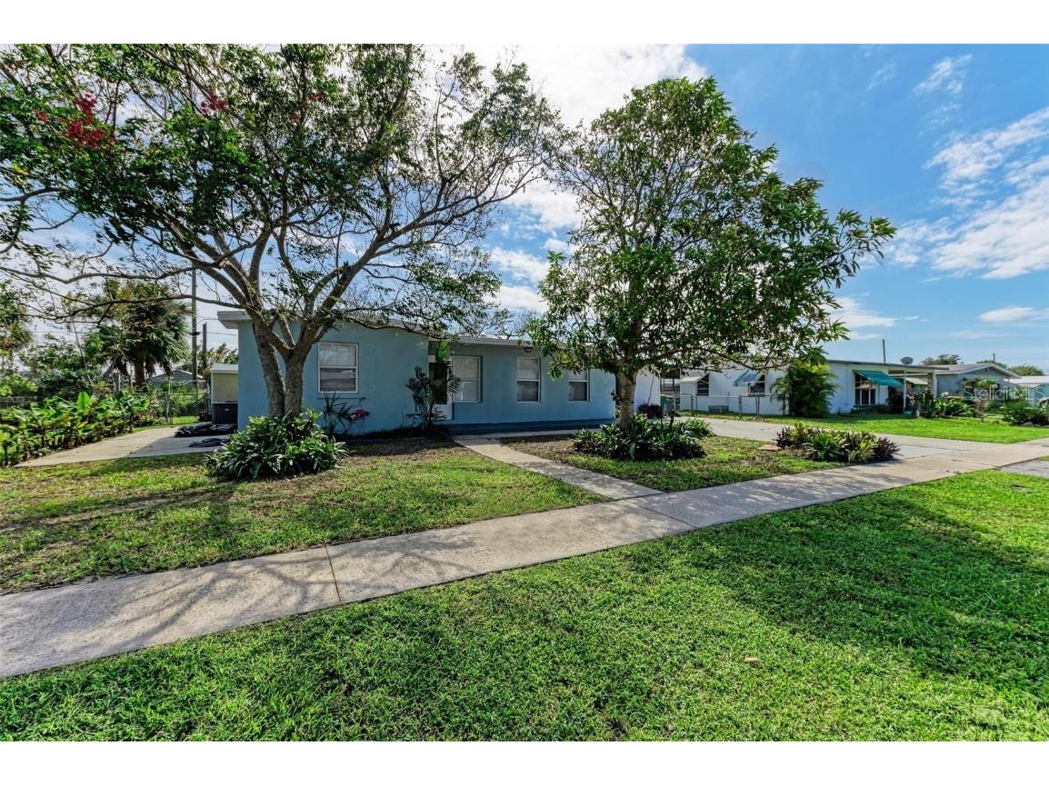 21475 Meehan Avenue Port Charlotte FL 33952 O6252014 image1