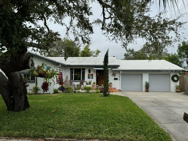 215 22nd Avenue S Saint Petersburg FL 33705 U8224043 image1