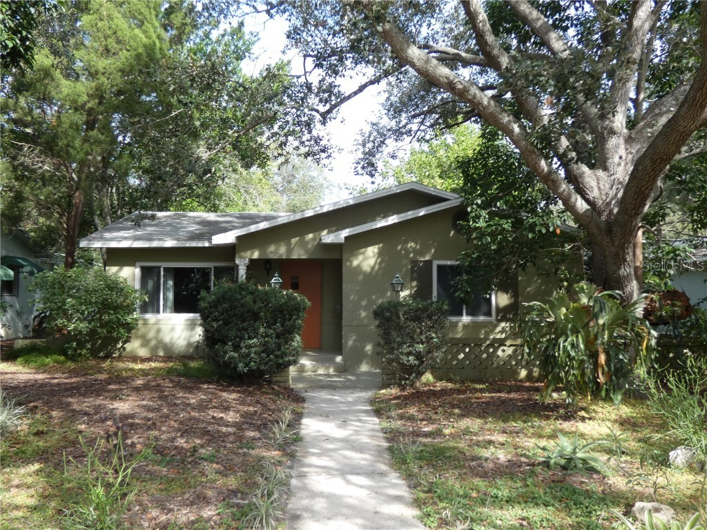 215 24th Avenue N Saint Petersburg FL 33704 U8238135 image1