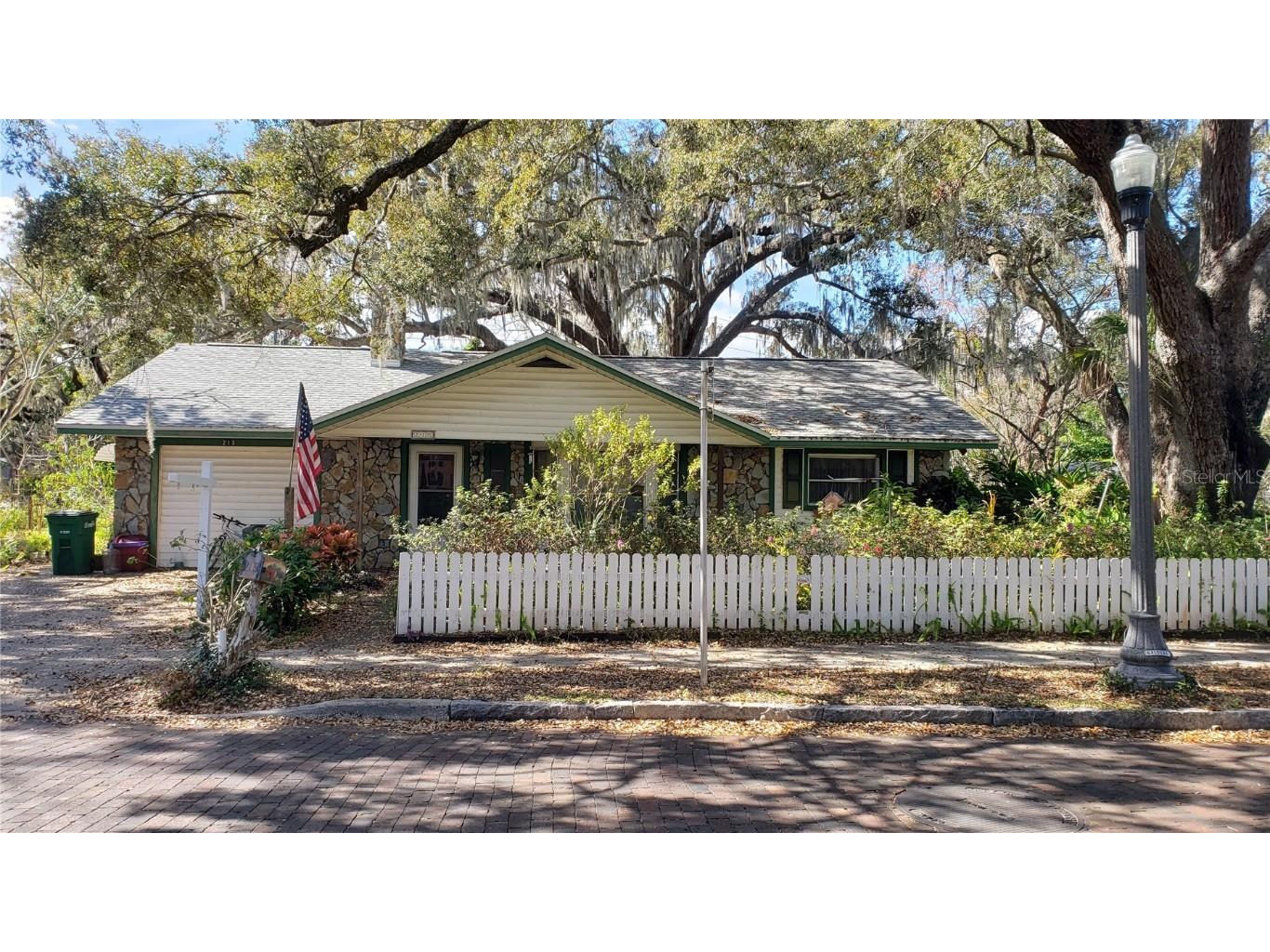 215 2nd Avenue N Safety Harbor FL 34695 T3502669 image1