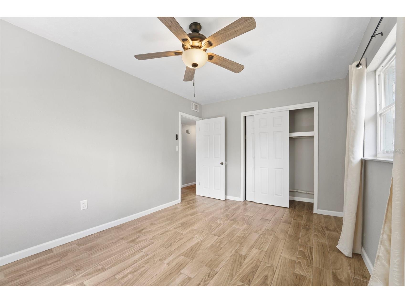 215 36th Street SE Largo FL 33771 TB8483381 image21