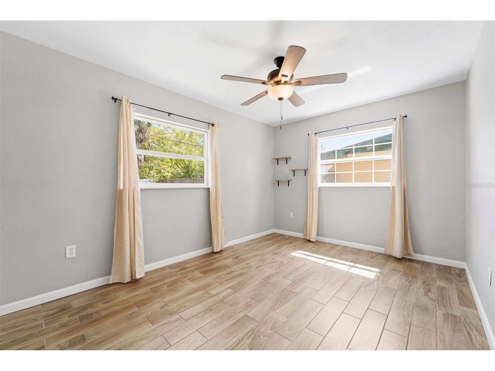 215 36th Street SE Largo FL 33771 TB8483381 image22