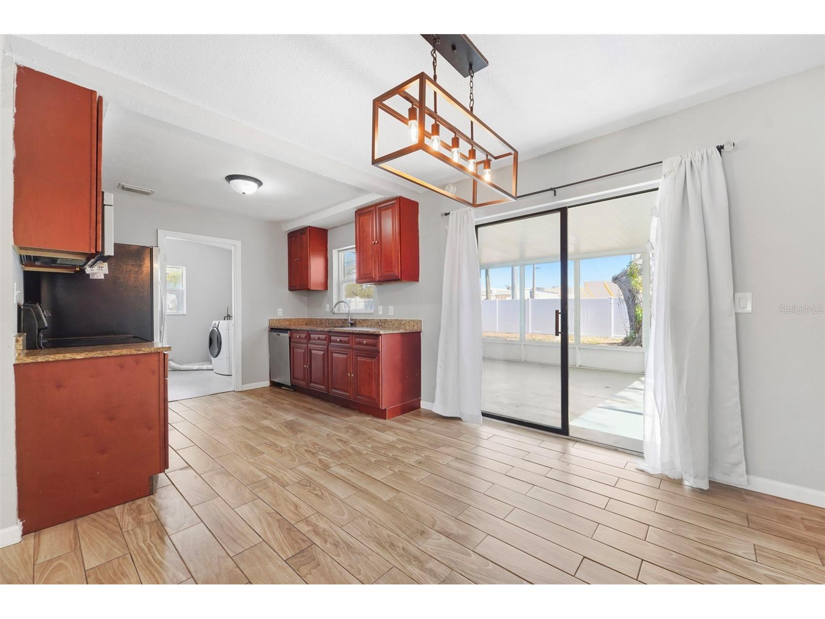 215 36th Street SE Largo FL 33771 TB8483381 image8