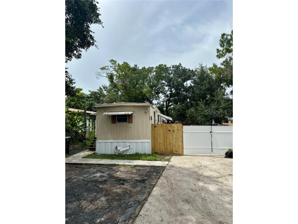 215 4th Street Orlando FL 32824 O6324612 image1