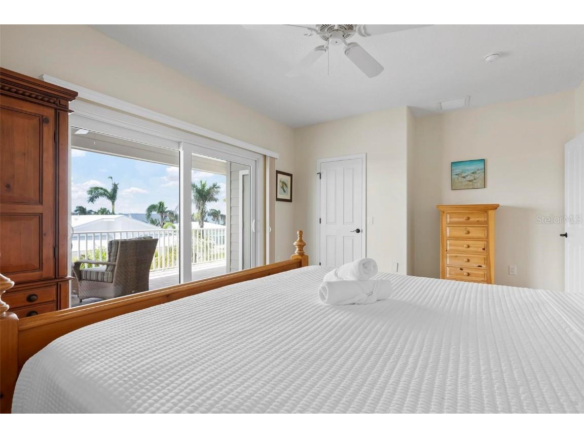 215 65th Street Holmes Beach FL 34217 A4652336 image30