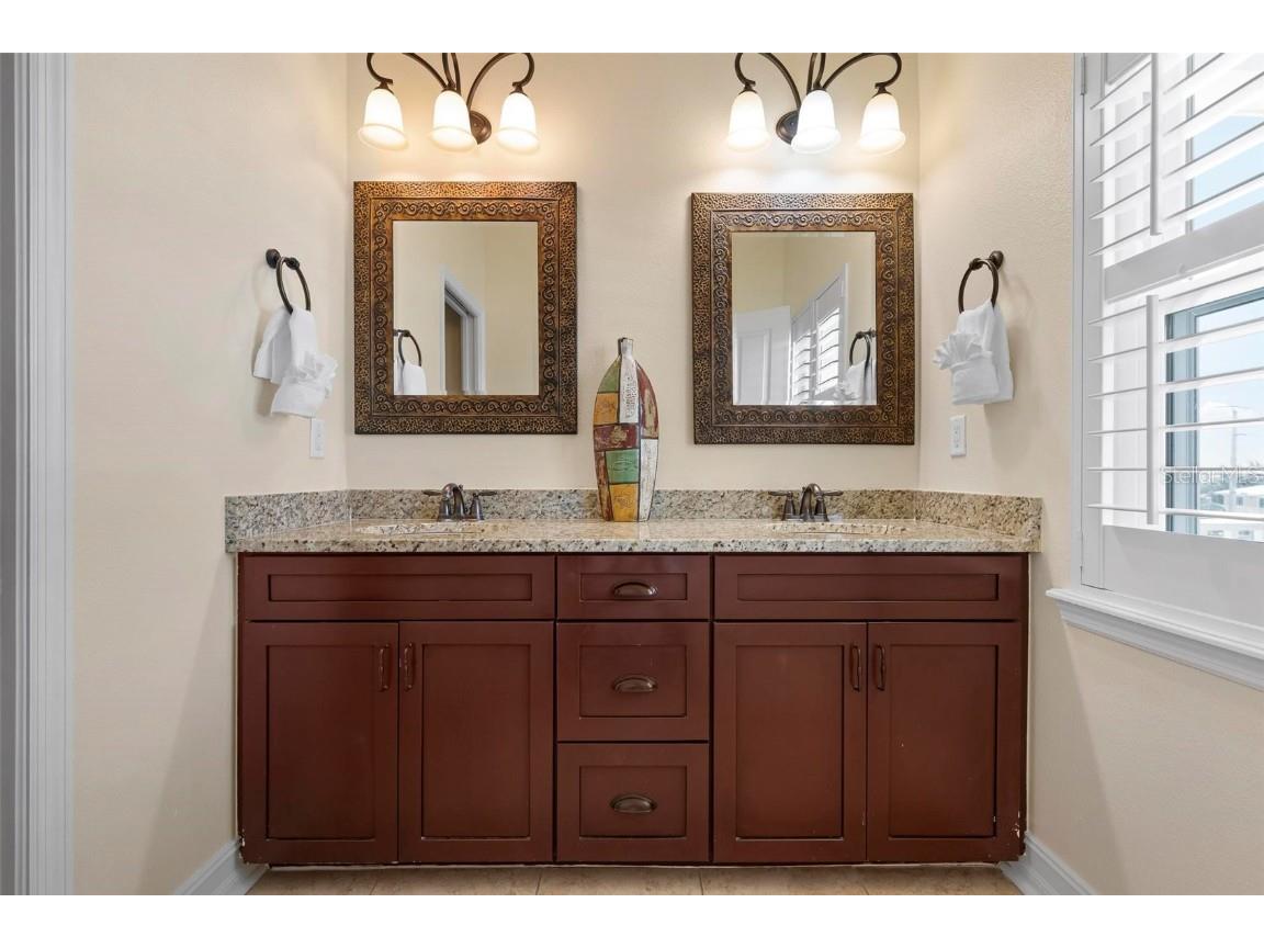 215 65th Street Holmes Beach FL 34217 A4652336 image31